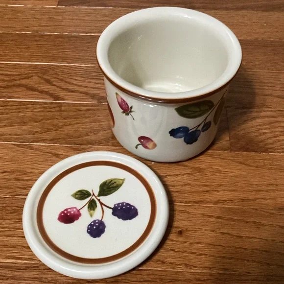 Longaberger Bundle - Bag and Canister Crock (NWOT) - Picture 7 of 15